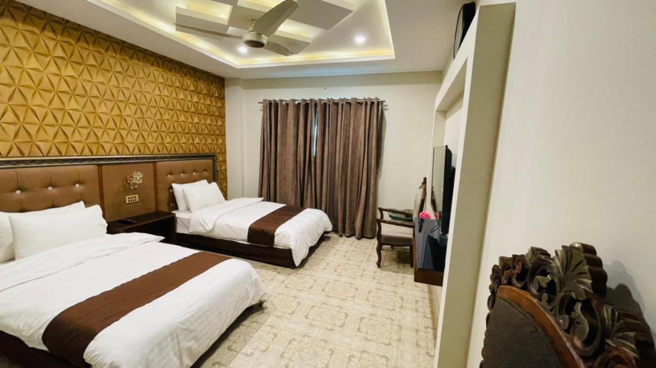 Golden Sand Hotel ラヒムヤルカーン エクステリア 写真